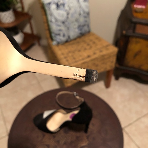 Jessica Simpson 6 1/2 Heels - Picture 9 of 10